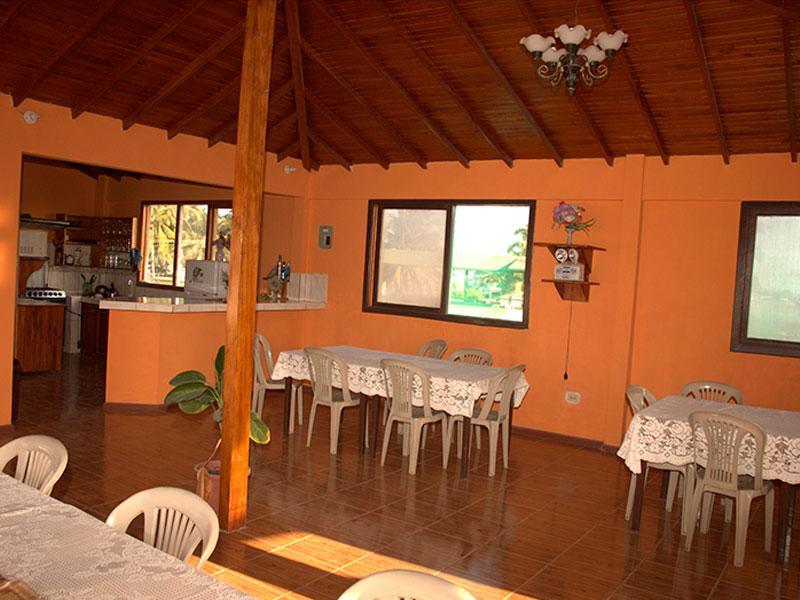 Hostal La Isla Del Descanso Puerto Villamil Buitenkant foto