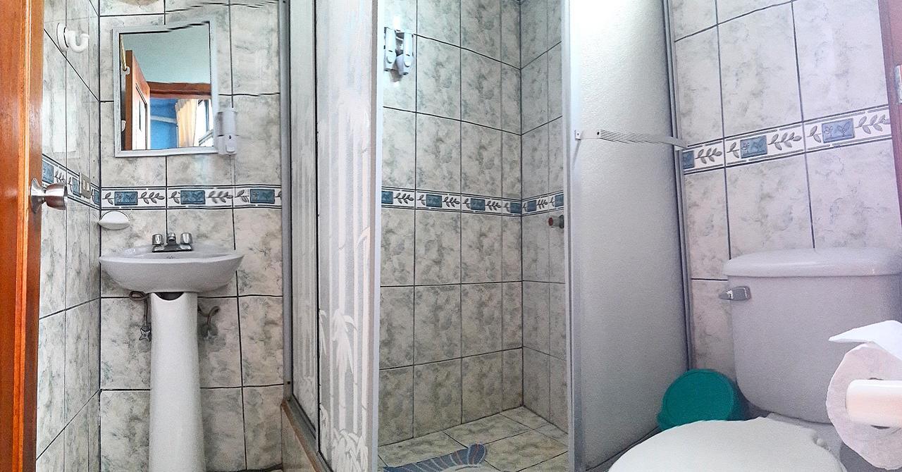 Hostal La Isla Del Descanso Puerto Villamil Buitenkant foto