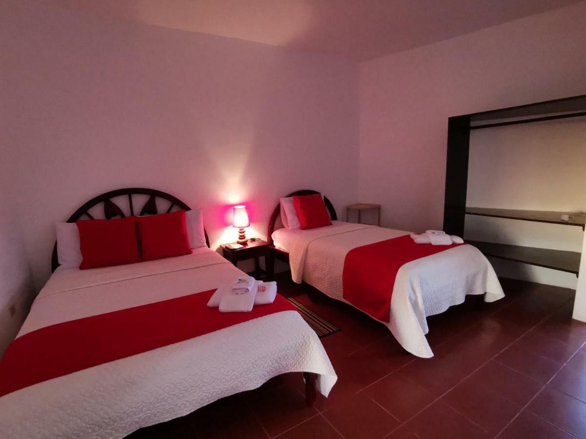 Hostal La Isla Del Descanso Puerto Villamil Buitenkant foto