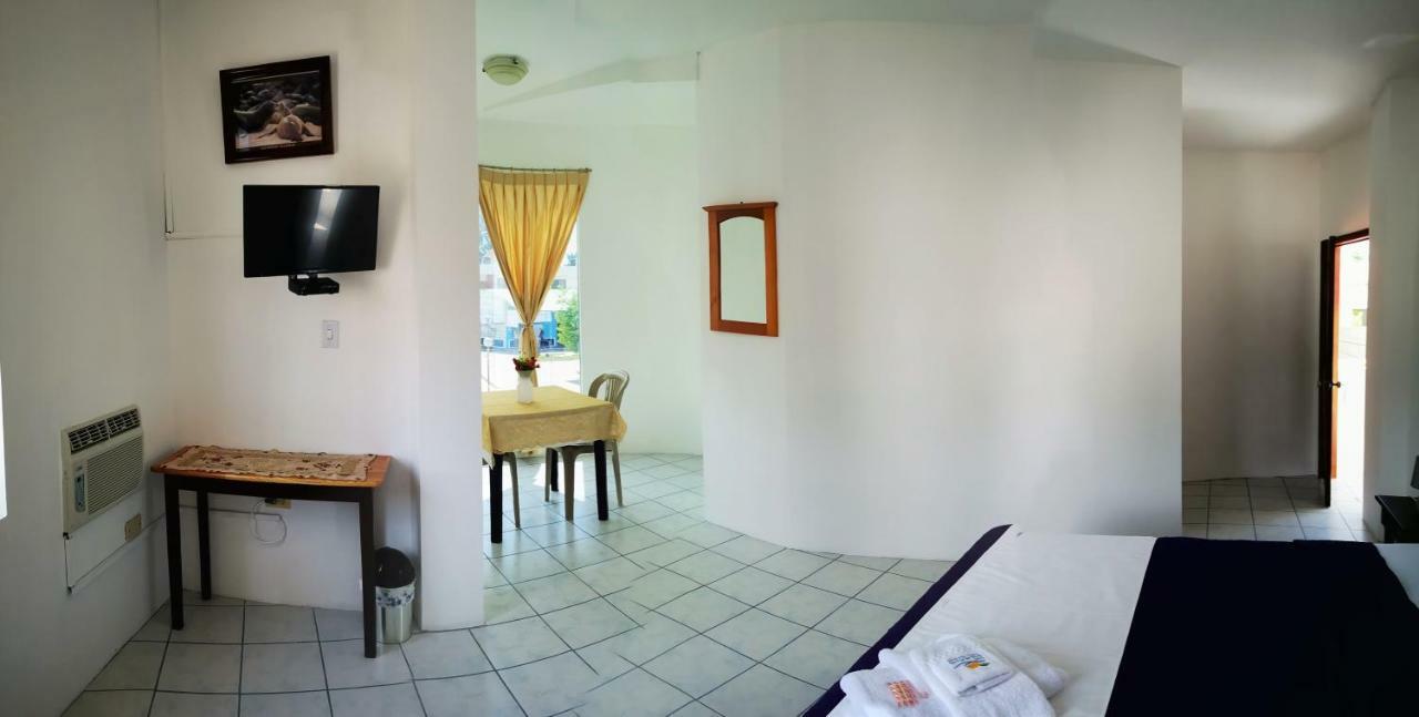 Hostal La Isla Del Descanso Puerto Villamil Buitenkant foto